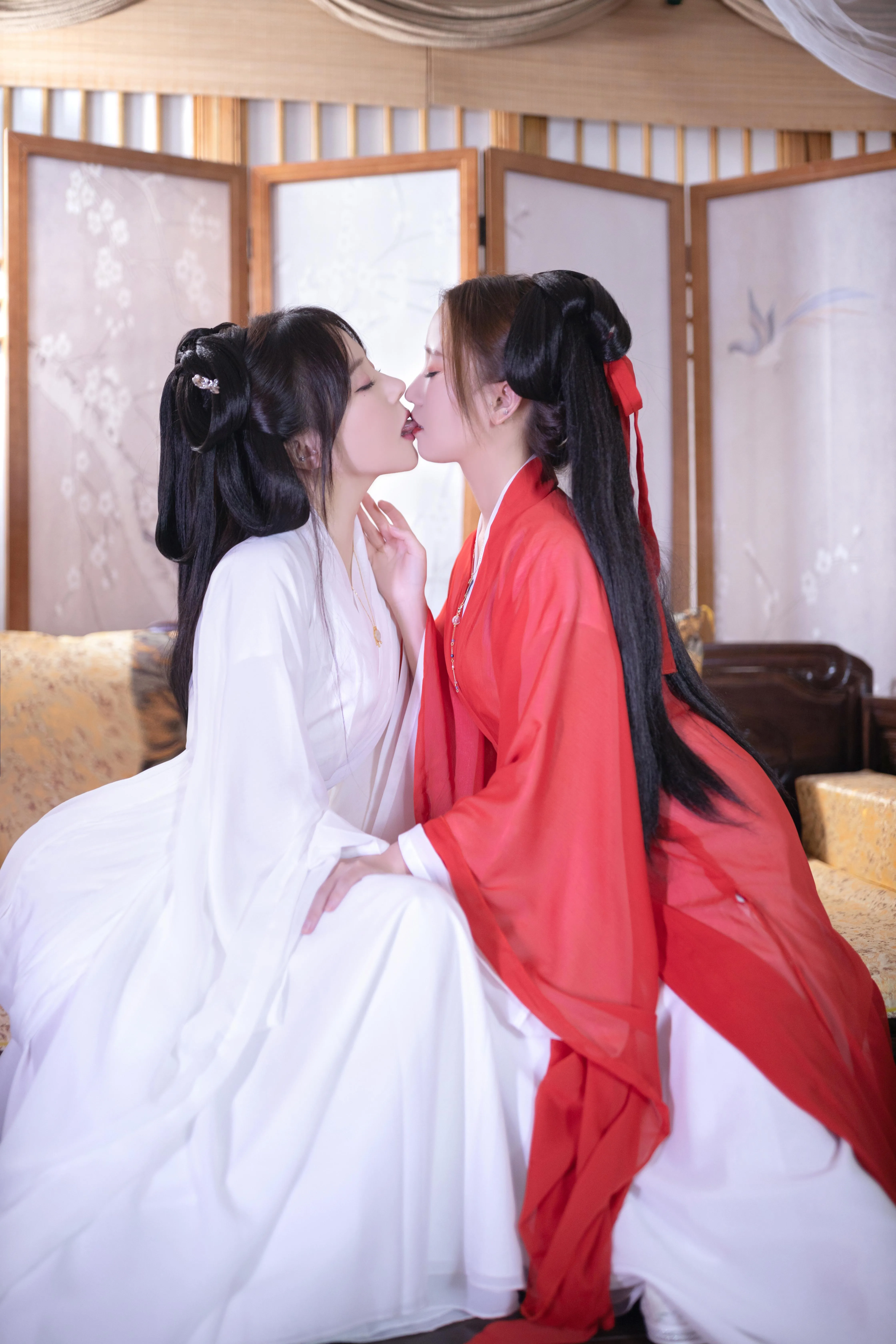NO.0028 秀人名模鱼子酱Fish内部私购未上架《双女古装剧情》写真[22] [45P]插图4